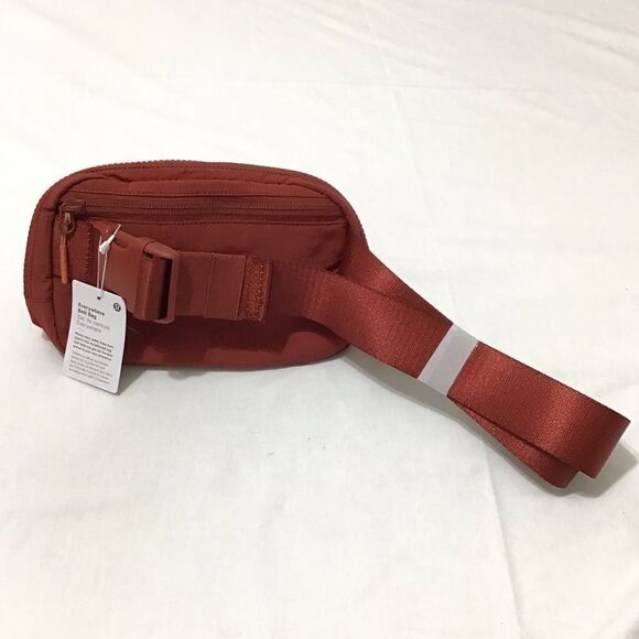 Lululemon Athletica Everywhere Belt Bag 1L - Terra Orange - Picture 3 of 8